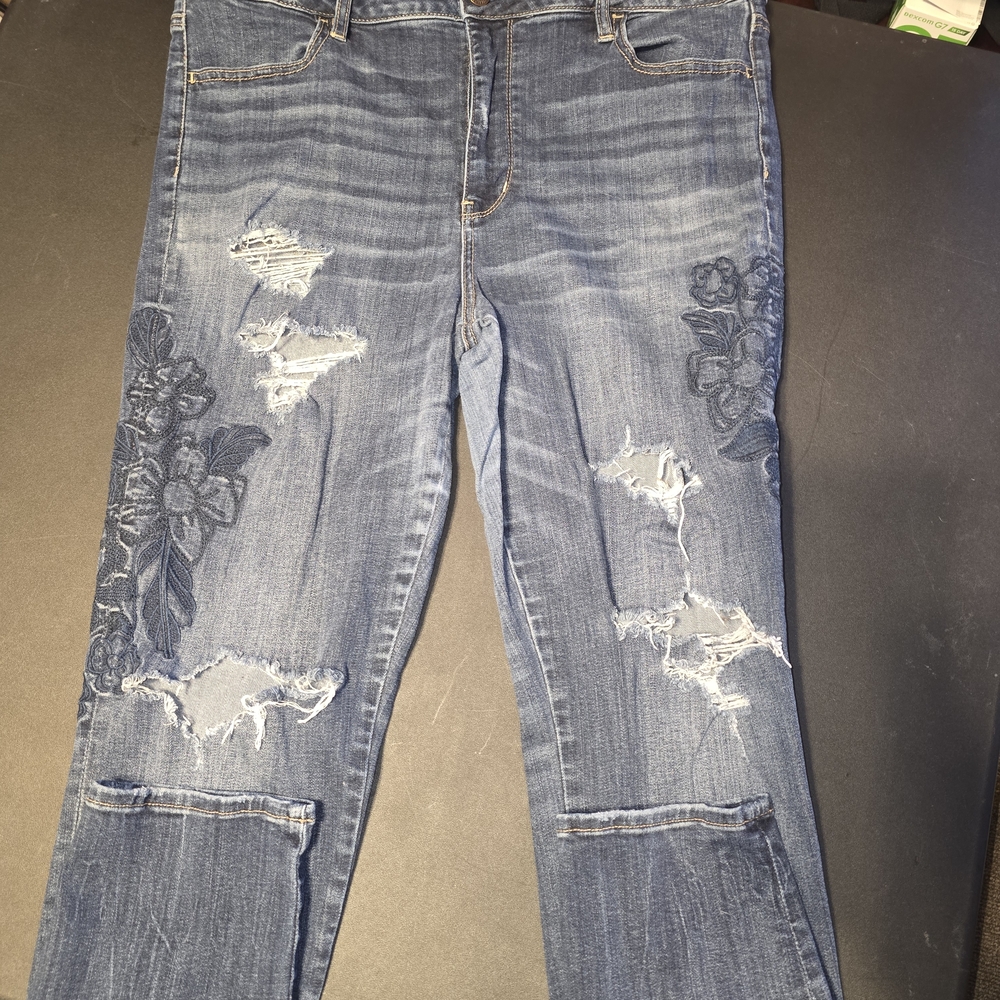 American Eagle Outfitters Blue Distressed Floral Jeans
